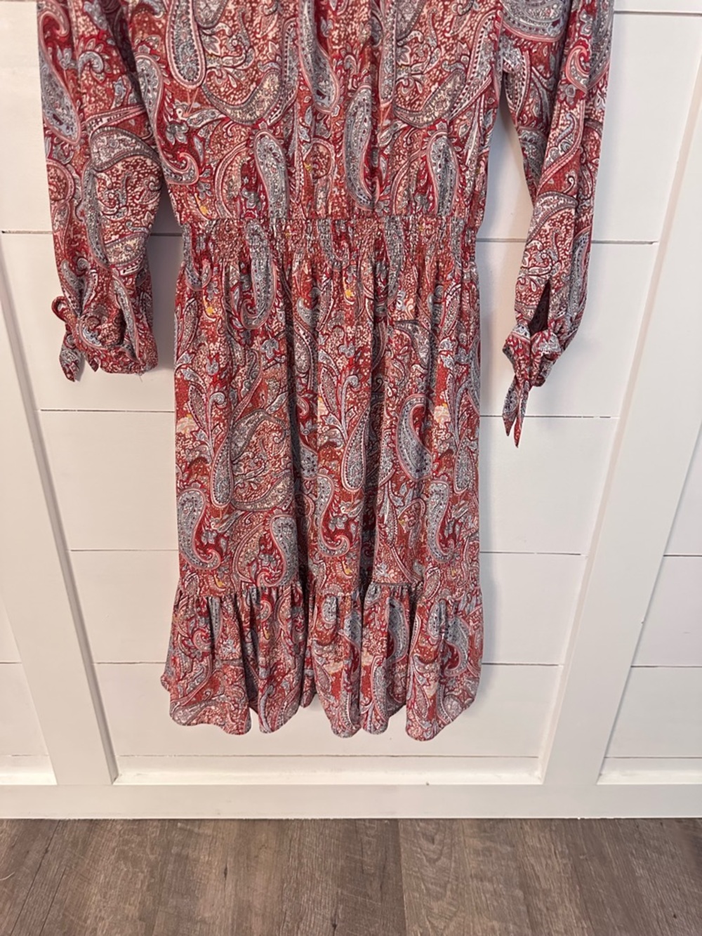 Talbots XS sprinkle paisley split ruffle detail tie arm neck soft midi dress - Picture 9 of 16